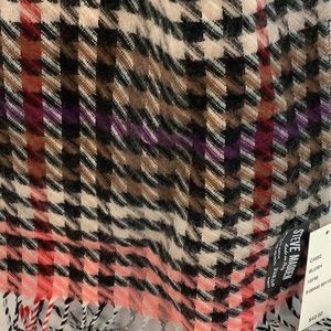 NWT Steve Madden Scarf